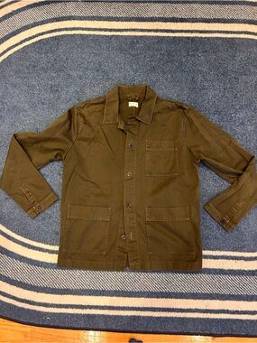 ASKET Men's Olive Lightweight Shirt Jacket with Patch Pockets